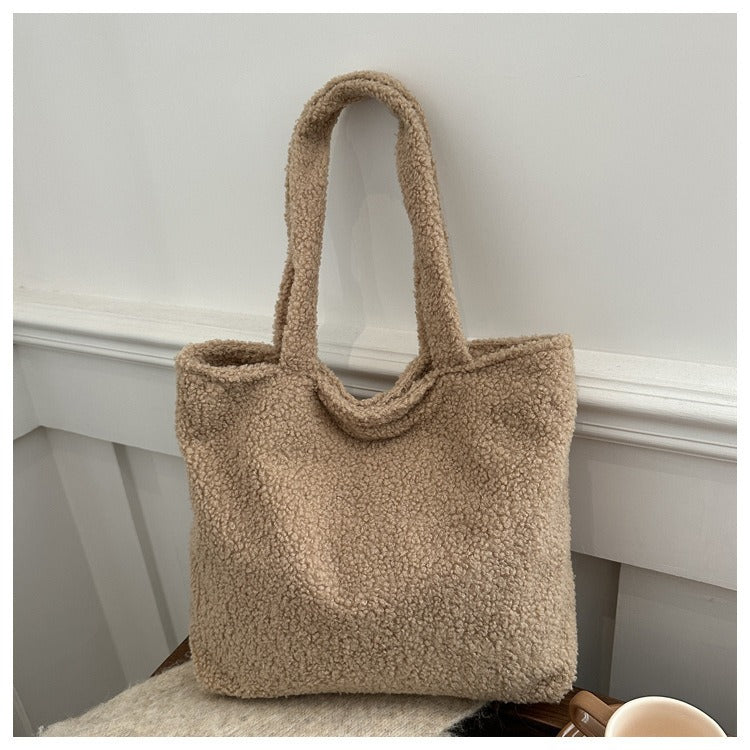 FlauschTasche Teddy Bag | Damentasche Stilvoll & Geräumig