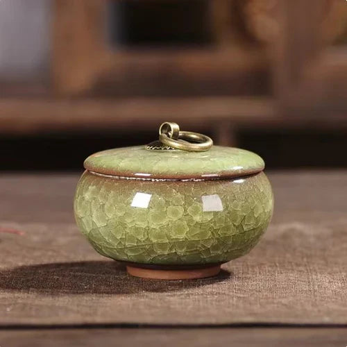 Handgefertigte Keramikurne – Für Haustiere – Elegant und zeitlos