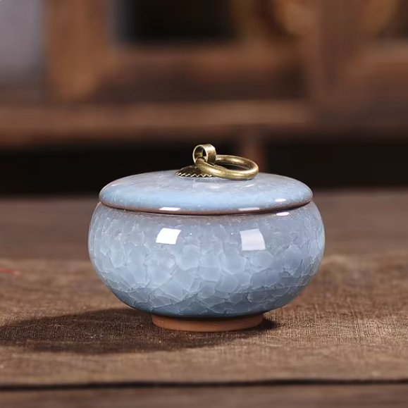 Handgefertigte Keramikurne – Für Haustiere – Elegant und zeitlos