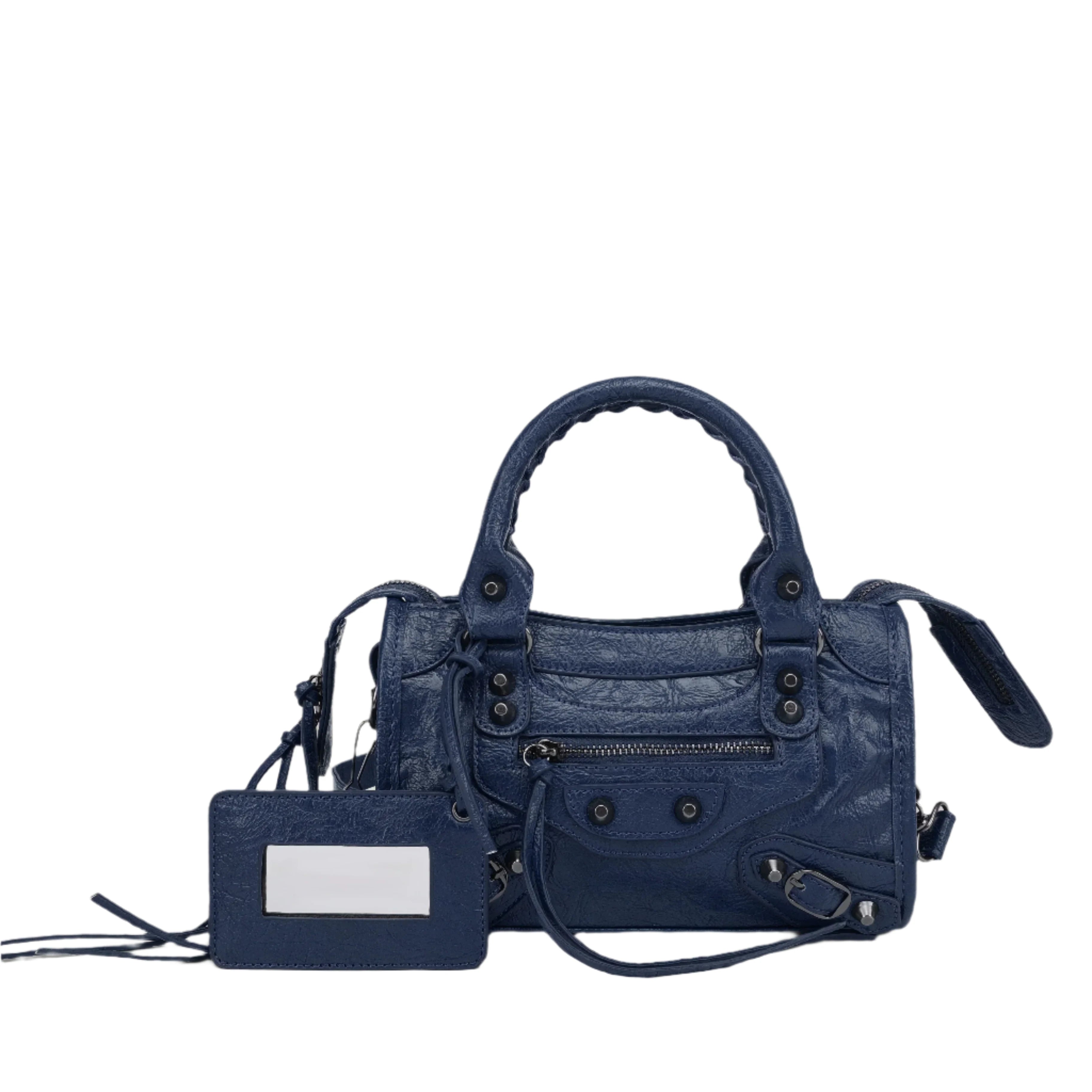 EleganzPur | Handgefertigte Ledertasche in Luxusqualität